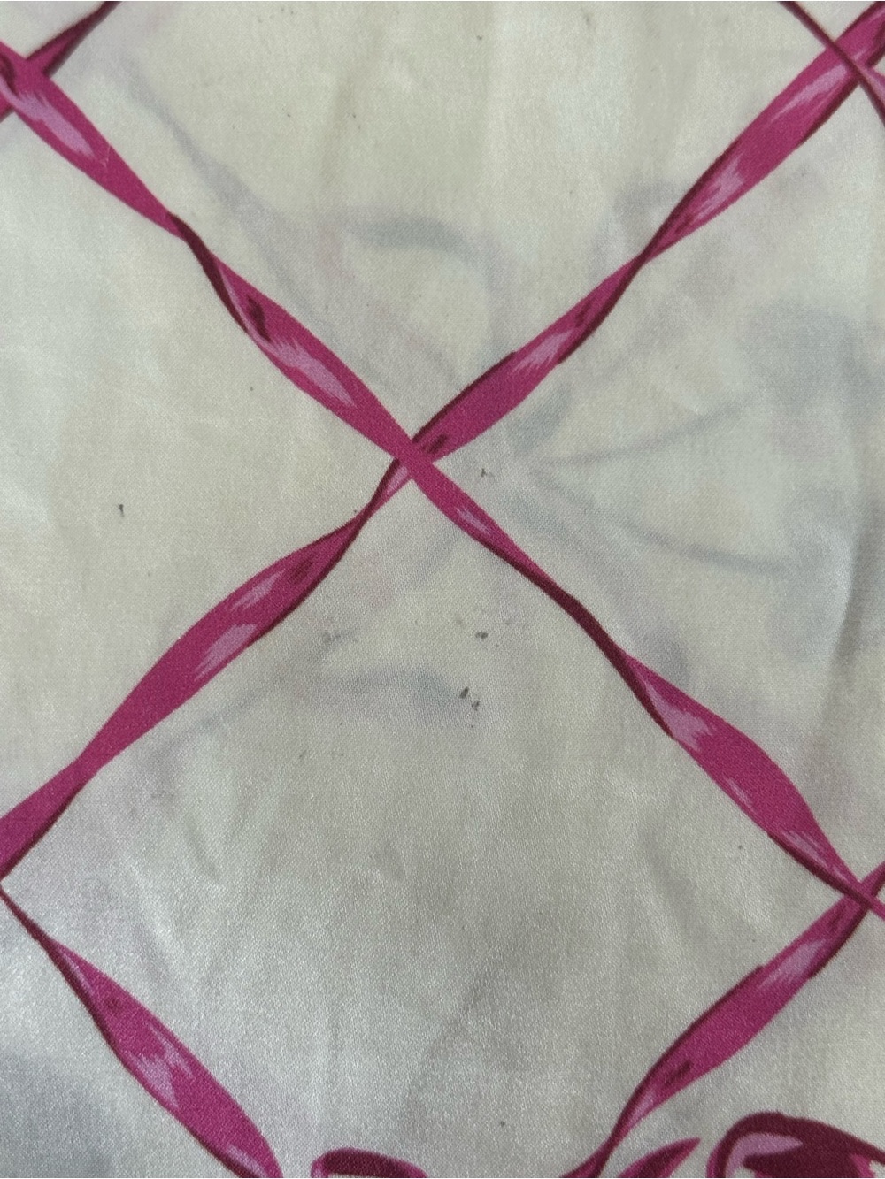 Authentic SLIP® Silk Sweet Cherry Queen Pillowcase - Picture 6 of 12